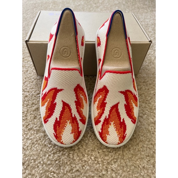 NWT Rothy’s Kid’s Flame Slip Ons - Picture 3 of 6